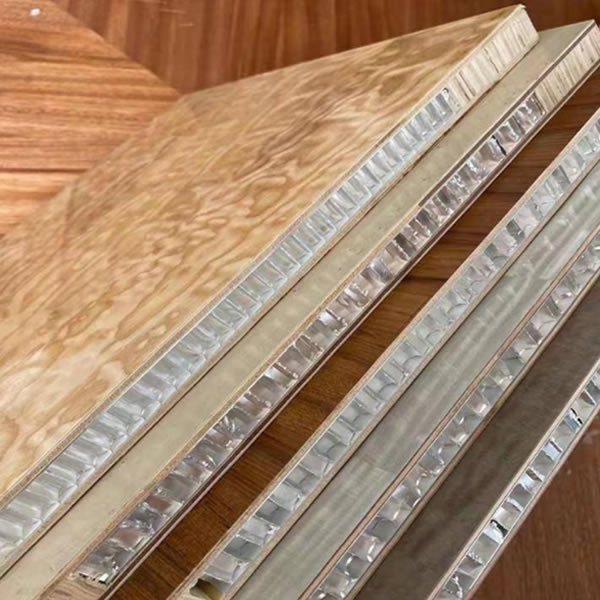 honeycomb aluminum panels.jpg